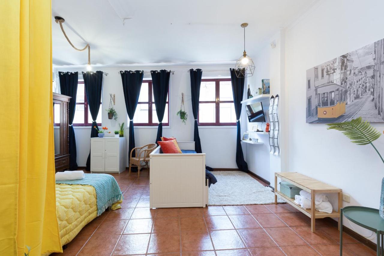 Cozy Sunny Flats By Hostwise Apartment Porto Luaran gambar