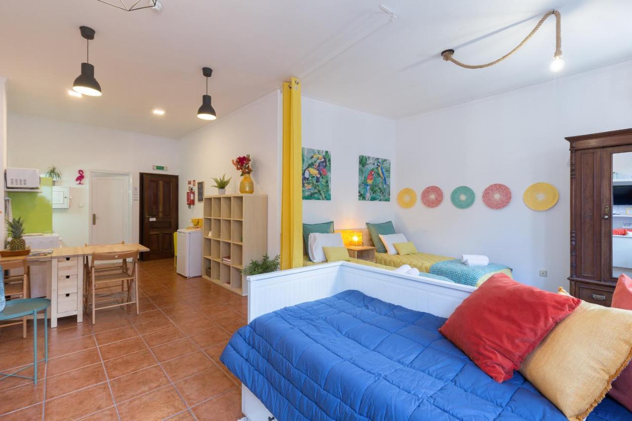 Cozy Sunny Flats By Hostwise Apartment Porto Luaran gambar