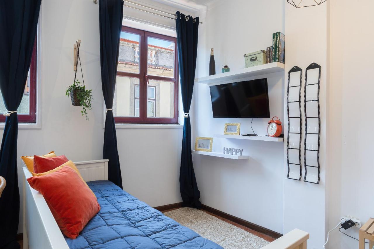 Cozy Sunny Flats By Hostwise Apartment Porto Luaran gambar