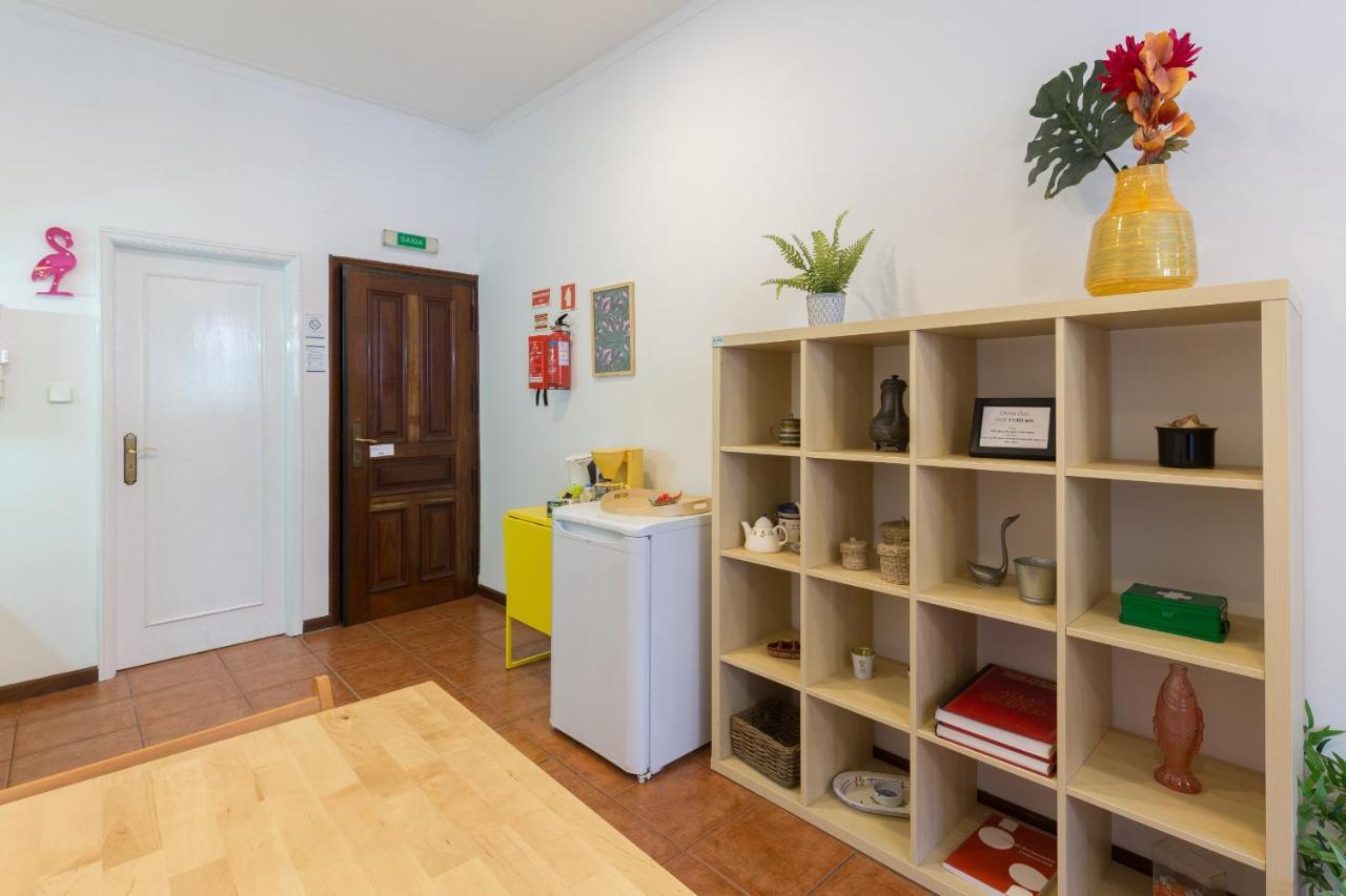 Cozy Sunny Flats By Hostwise Apartment Porto Luaran gambar