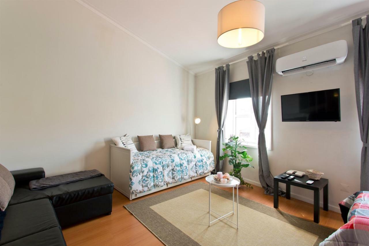 Cozy Sunny Flats By Hostwise Apartment Porto Luaran gambar
