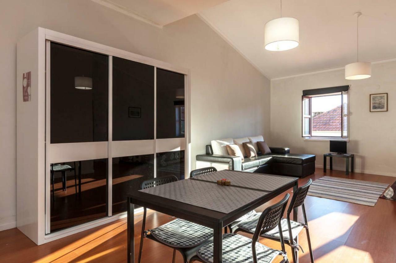 Cozy Sunny Flats By Hostwise Apartment Porto Luaran gambar