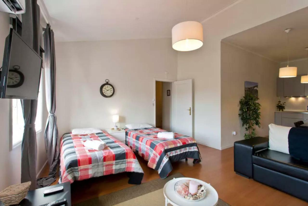 Cozy Sunny Flats By Hostwise Apartment Porto Luaran gambar