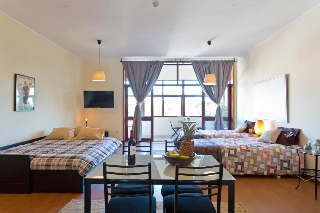 Cozy Sunny Flats By Hostwise Apartment Porto Luaran gambar