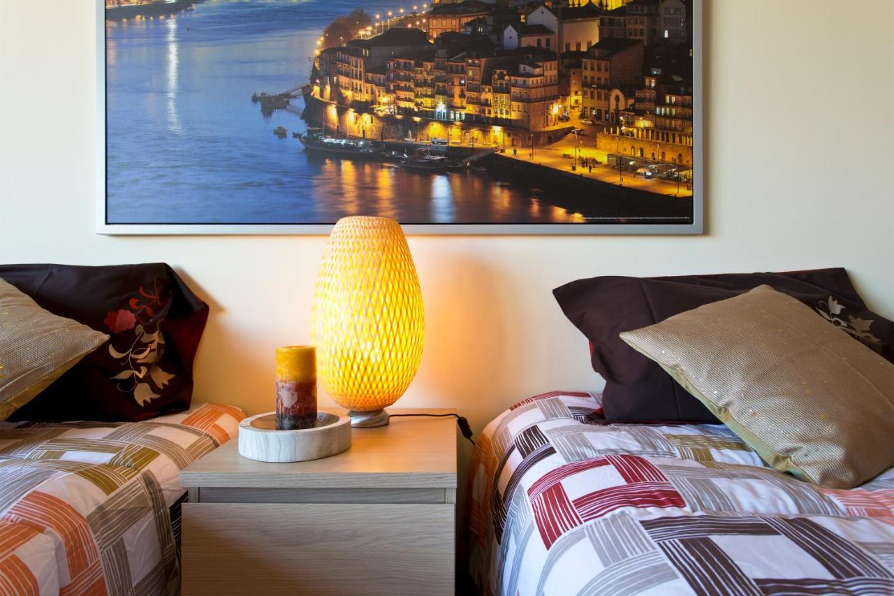 Cozy Sunny Flats By Hostwise Apartment Porto Luaran gambar